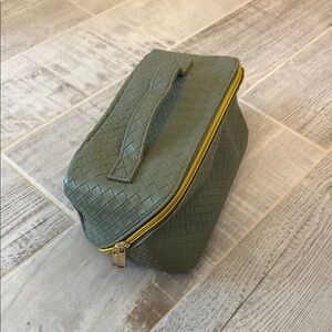 Amazon Viral Cosmetic Case